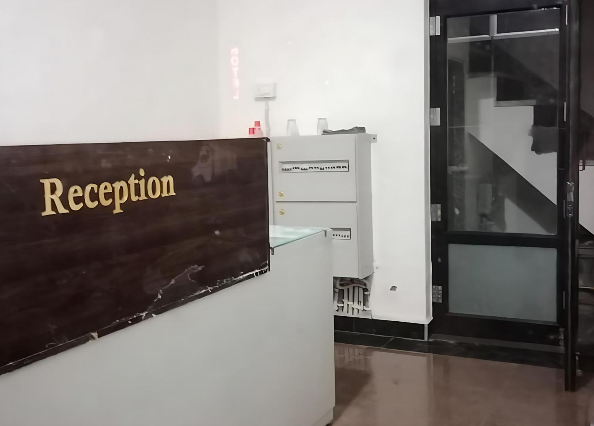 אודייפור Hotel Aaradhya מראה חיצוני תמונה